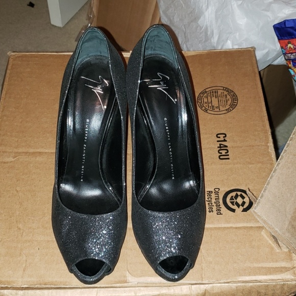 ❤️‍🔥❤️‍🔥❤️‍🔥❤️‍🔥Giuseppi Zanotti - Picture 4 of 5